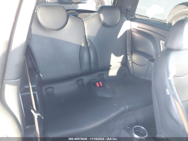 2006 MINI COOPER S WMWRE33536TL18202 Photo 7