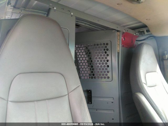 1GCWGFCF6F1281877 Chevrolet Express 2500 Work Van