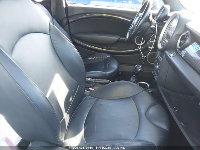 2012 MINI COOPER S CLUBMAN WMWZG3C5XCTY38614 Photo 4