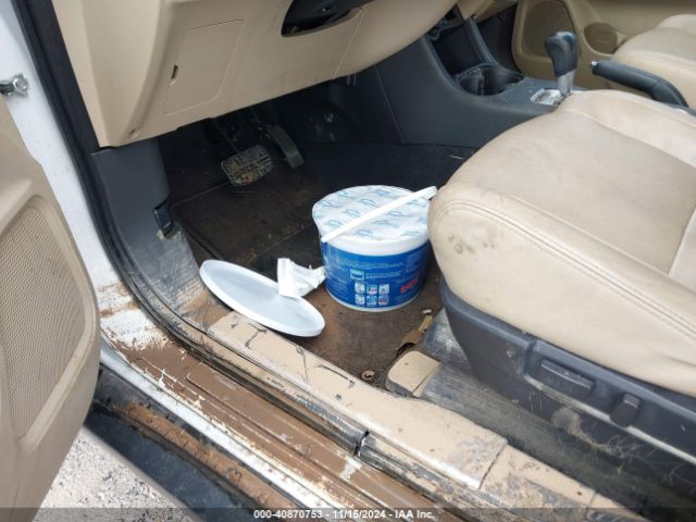 JA4AZ3A33FZ012646 Mitsubishi Outlander Se