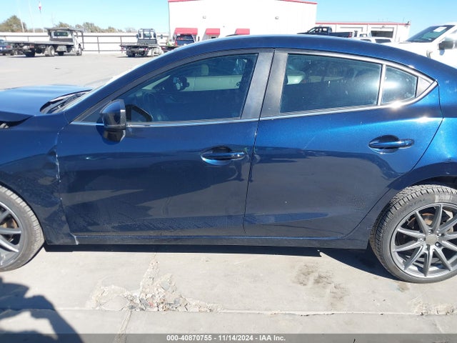 3MZBN1V37JM172816 Mazda Mazda3 Touring