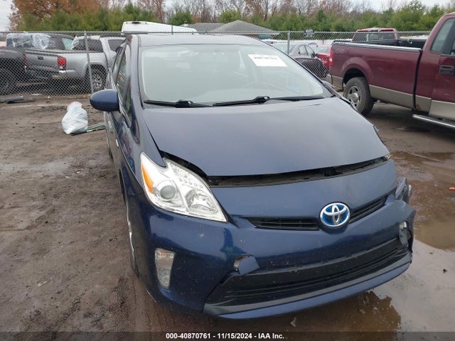 Toyota Prius Two 2015 JTDKN3DU8F1928649 Image 1