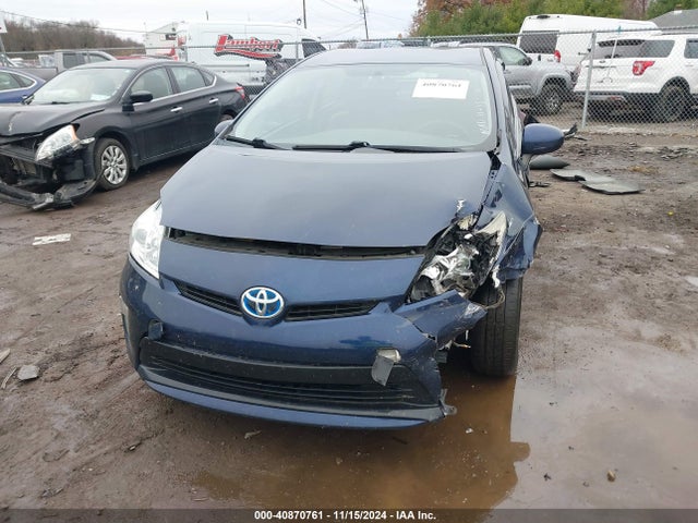 Toyota Prius Two 2015 JTDKN3DU8F1928649 Image 2