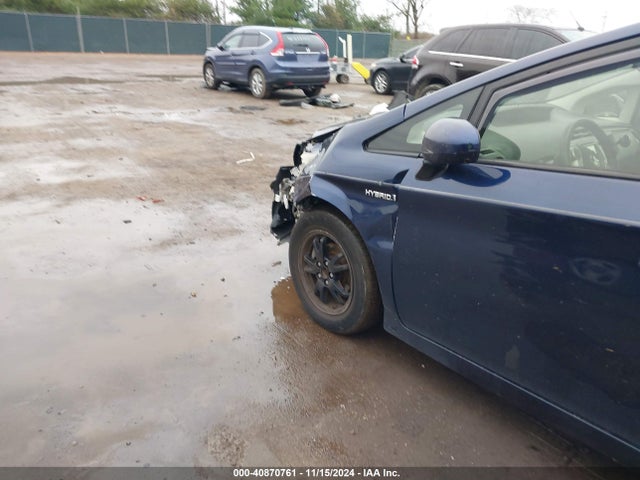 Toyota Prius Two 2015 JTDKN3DU8F1928649 Image 6