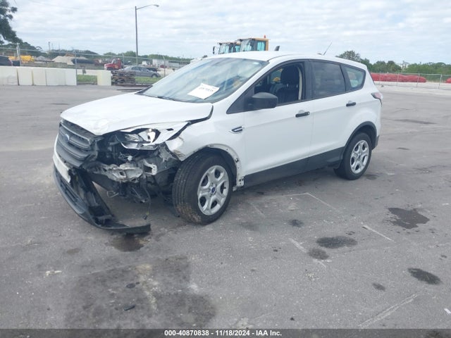 Ford ESCAPE S 2017 1FMCU0F72HUB15902 Image 2