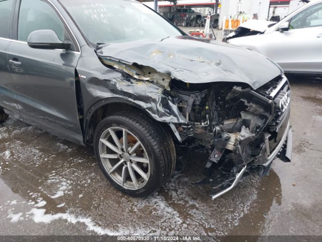 WA1JCCFS9JR027176 Audi Q3 2.0t Premium/2.0t Sport Premium