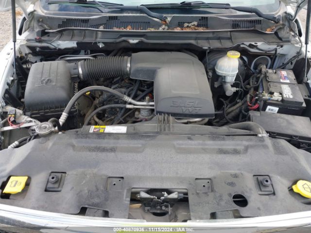 1C6RR7KG8JS221665 RAM 1500 Tradesman  4x4 5'7 Box