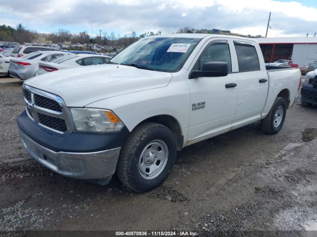 1C6RR7KG8JS221665 RAM 1500 Tradesman  4x4 5'7 Box