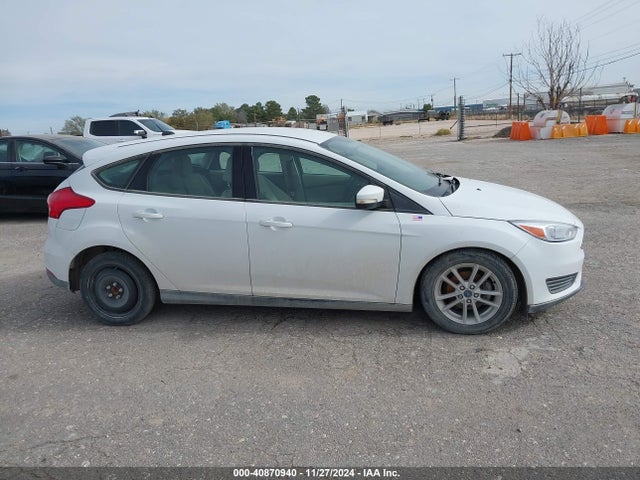 Ford FOCUS SE 2017 1FADP3K20HL204598 Image 13