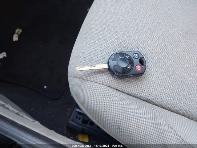 Ford ESCAPE SE 2017 1FMCU9G97HUB33980 Image 11