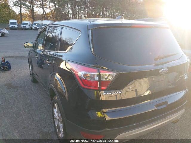 Ford ESCAPE SE 2017 1FMCU9G97HUB33980 Image 3