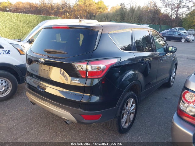 Ford ESCAPE SE 2017 1FMCU9G97HUB33980 Image 4