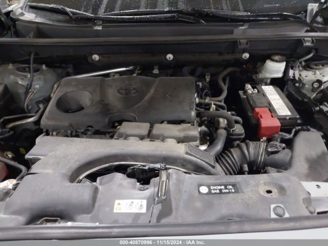 2T3A1RFV2KC030111 Toyota Rav4 Xle Premium