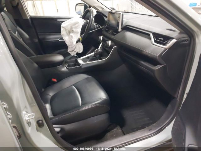 2T3A1RFV2KC030111 Toyota Rav4 Xle Premium