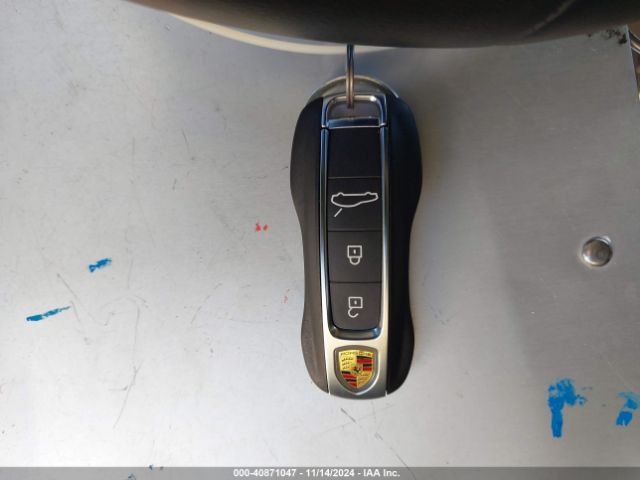 WP0AA2YA0RL007150 Porsche PANAMERA 4