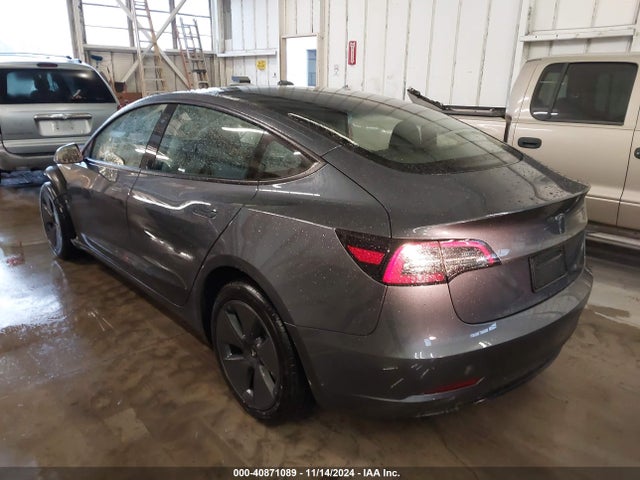 2023 TESLA MODEL 3 5YJ3E1EA0PF698028 Photo 2