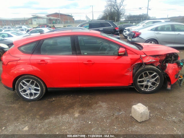 Ford FOCUS SE 2015 1FADP3K20FL302883 Image 13