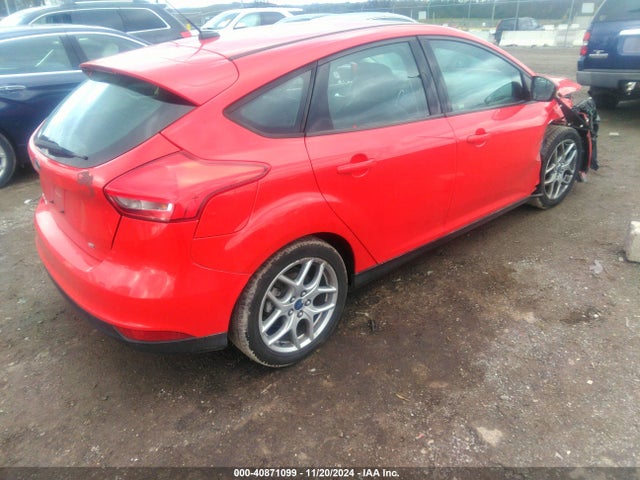 Ford FOCUS SE 2015 1FADP3K20FL302883 Image 4