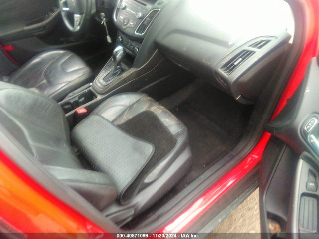 Ford FOCUS SE 2015 1FADP3K20FL302883 Image 5