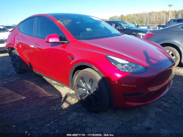 2024 TESLA MODEL Y 7SAYGDEDXRA308969 Photo 0