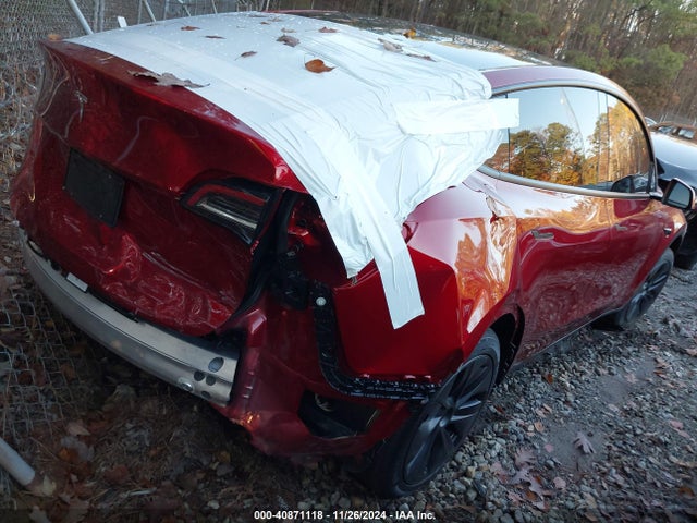 2024 TESLA MODEL Y 7SAYGDEDXRA308969 Photo 3