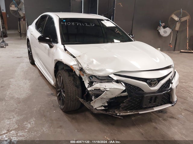 4T1B61HK6KU796490 Toyota CAMRY XSE
