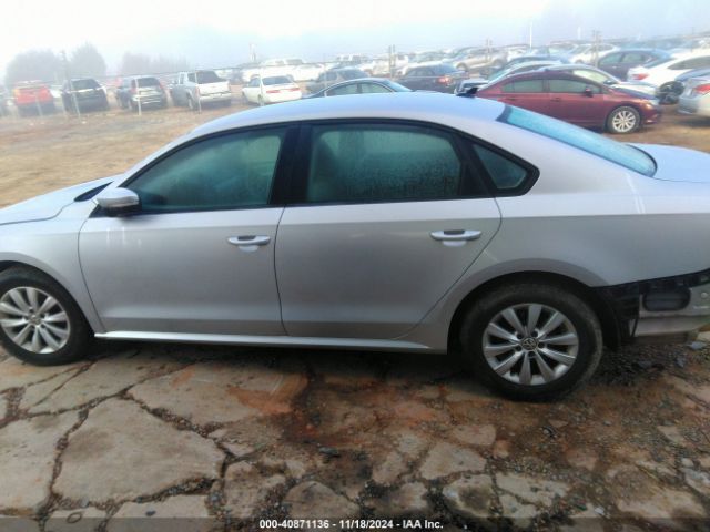 1VWAS7A36FC021097 Volkswagen Passat 1.8t Wolfsburg Edition