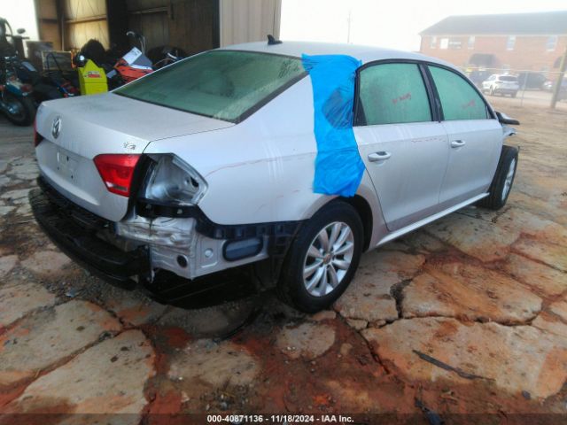 1VWAS7A36FC021097 Volkswagen Passat 1.8t Wolfsburg Edition