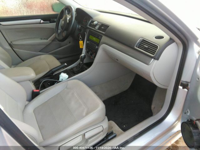1VWAS7A36FC021097 Volkswagen Passat 1.8t Wolfsburg Edition