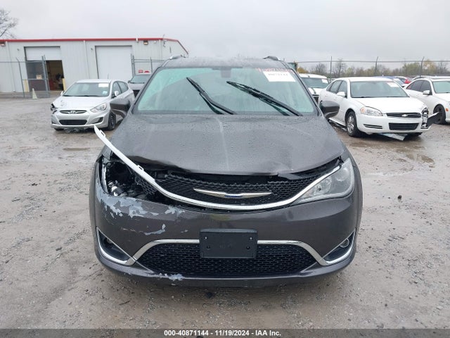 Chrysler Pacifica Touring L 2018 2C4RC1BG9JR275288 Image 12