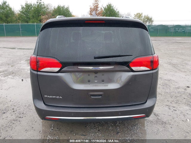 Chrysler Pacifica Touring L 2018 2C4RC1BG9JR275288 Image 16