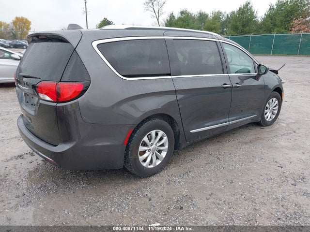 Chrysler Pacifica Touring L 2018 2C4RC1BG9JR275288 Image 4