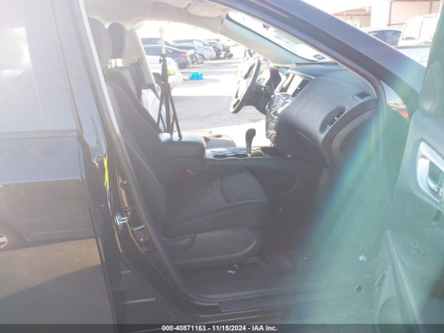 5N1DR2AN9LC642857 Nissan Pathfinder S 2wd