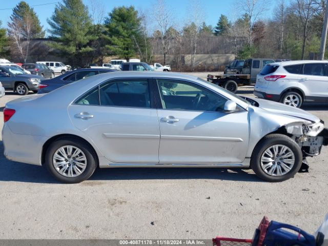 4T4BF1FK0ER405833 Toyota CAMRY LE