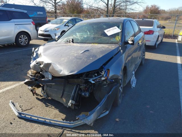 3VWDB7AJ3JM207201 Volkswagen Jetta
