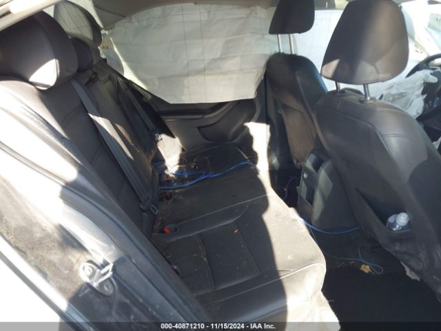 3VWDB7AJ3JM207201 Volkswagen Jetta