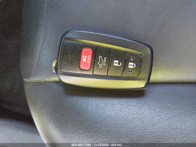 JTMA1RFV5KD505035 Toyota Rav4 Xle Premium