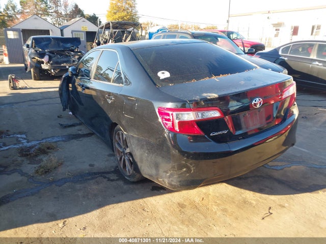 4T1BF1FK9EU814682 Toyota CAMRY L