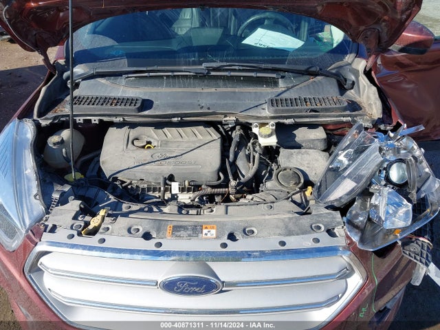 1FMCU9HD0JUA04326 Ford ESCAPE SEL
