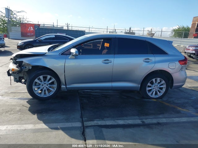 4T3ZA3BB4FU091573 Toyota VENZA LE