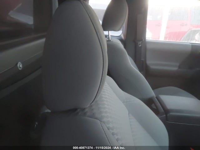 3TYRX5GN2NT044480 Toyota Tacoma Sr