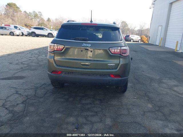 3C4NJCBB3LT130381 Jeep Compass Latitude Fwd