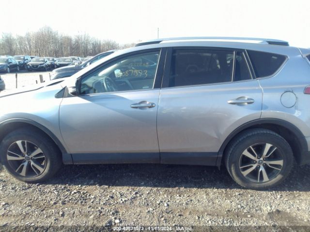 2T3RFREV8GW516756 Toyota Rav4 Xle