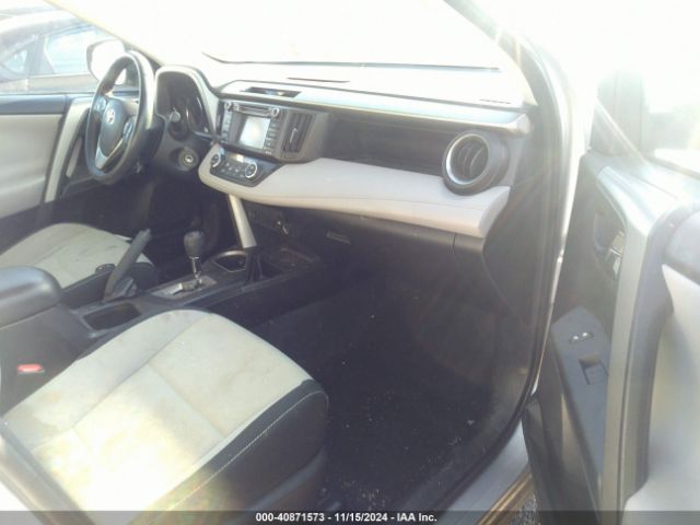 2T3RFREV8GW516756 Toyota Rav4 Xle