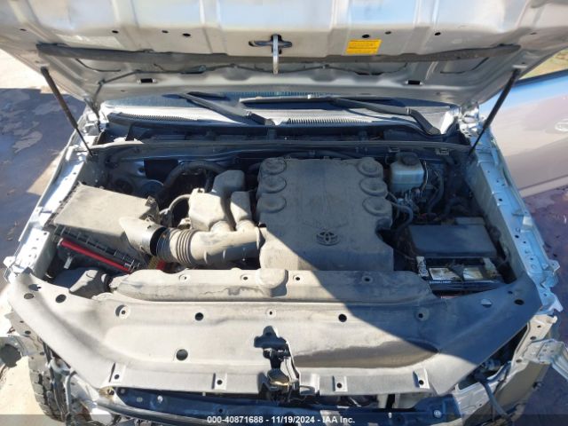 JTEZU5JR8E5077016 Toyota 4RUNNER SR5