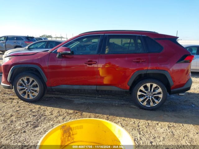2T3C1RFV4KW056202 Toyota Rav4 Xle Premium