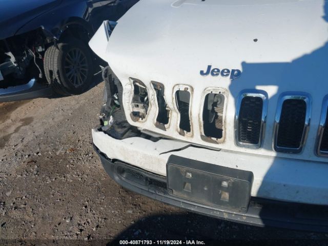 1C4PJMLX0JD505509 Jeep Cherokee Latitude Plus 4x4