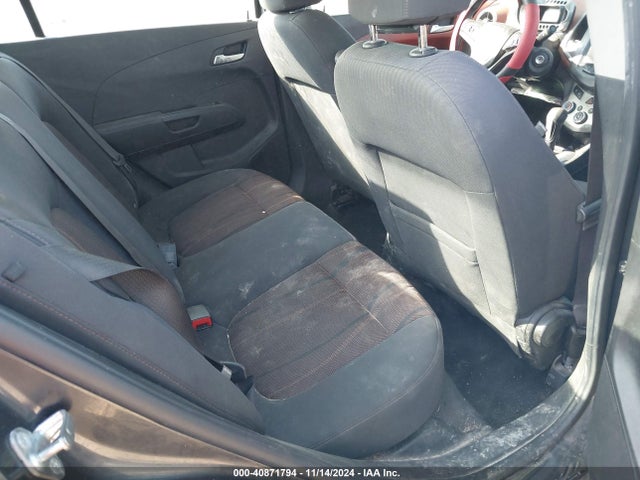 Chevrolet Sonic Lt Auto 2016 1G1JC5SH6G4183945 Image 8