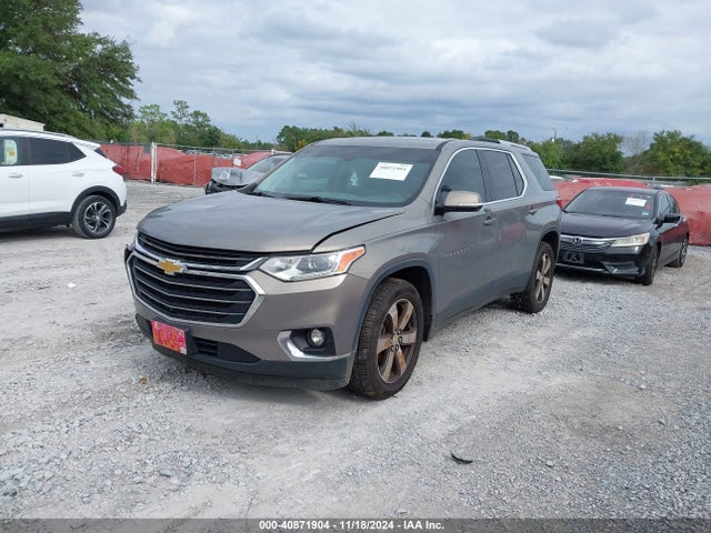 Chevrolet Traverse 3lt 2018 1GNERHKWXJJ282467 Image 2