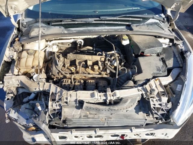 1FADP3F20JL304197 Ford FOCUS SE